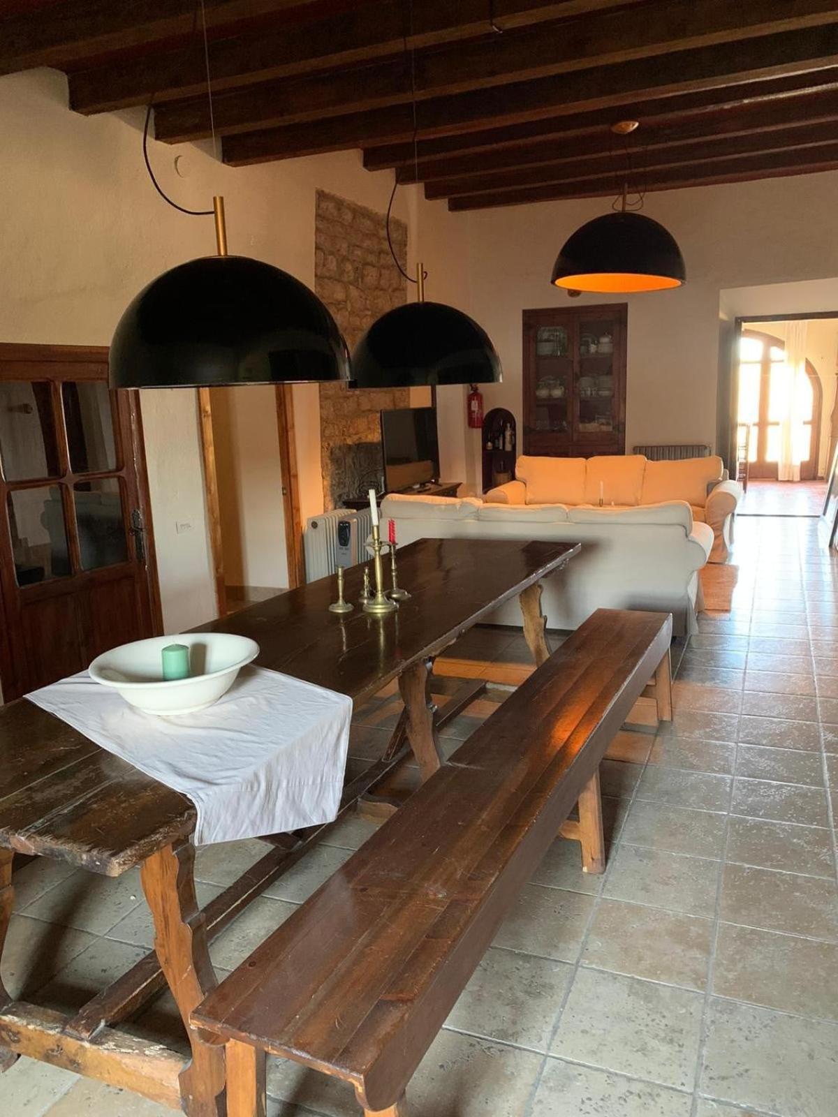 Masia Cal Millas - Turisme Rural Castellfullit de Riubregos ภายนอก รูปภาพ