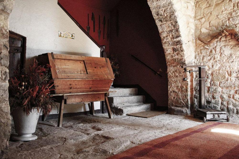 Masia Cal Millas - Turisme Rural Castellfullit de Riubregos ภายนอก รูปภาพ