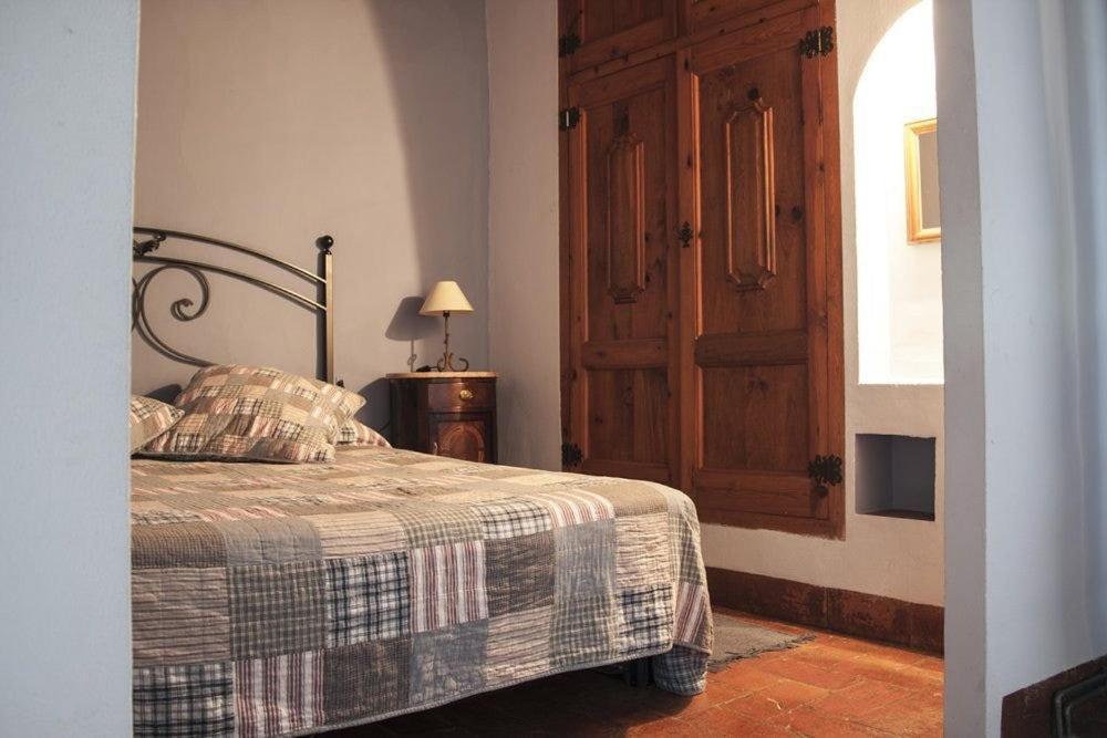 Masia Cal Millas - Turisme Rural Castellfullit de Riubregos ภายนอก รูปภาพ